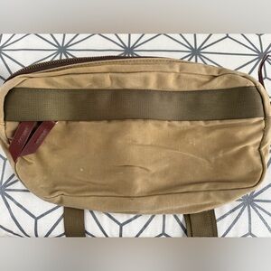 Canyon Crossbody Pack - Utility Tan (Waxed Canvas)